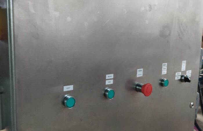 EQUIPO AUTOMATICO CON PLC